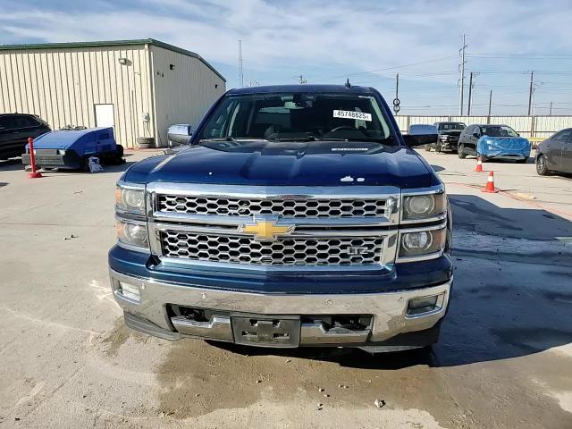 2015 Chevrolet Silverado - Image 13