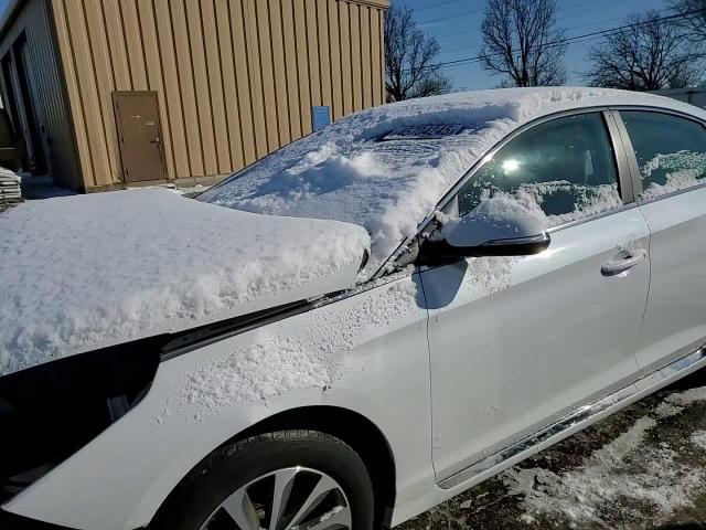 2015 Hyundai Sonata - Image 10