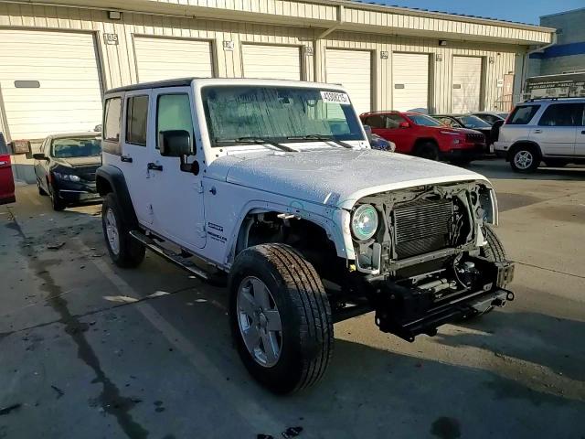 2016 Jeep Wrangler - Image 12