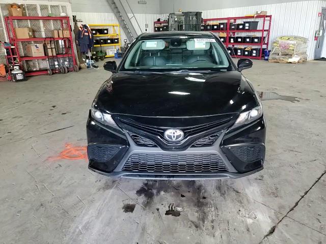 2021 Toyota Camry - Image 11