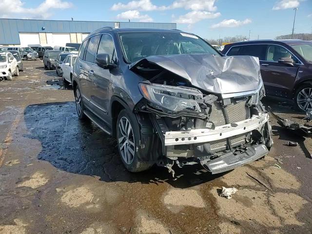 2017 Honda Pilot - Image 12