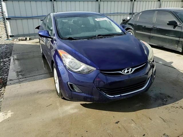 2013 Hyundai Elantra - Image 13