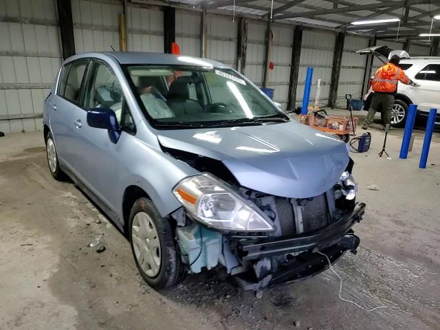 2010 Nissan Versa - Image 11