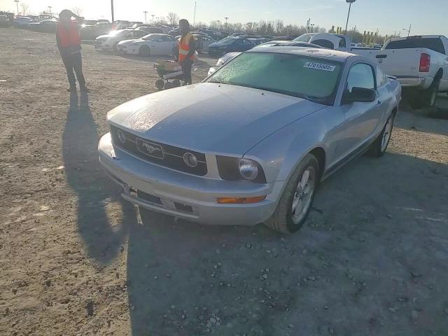 2007 Ford Mustang - Image 11