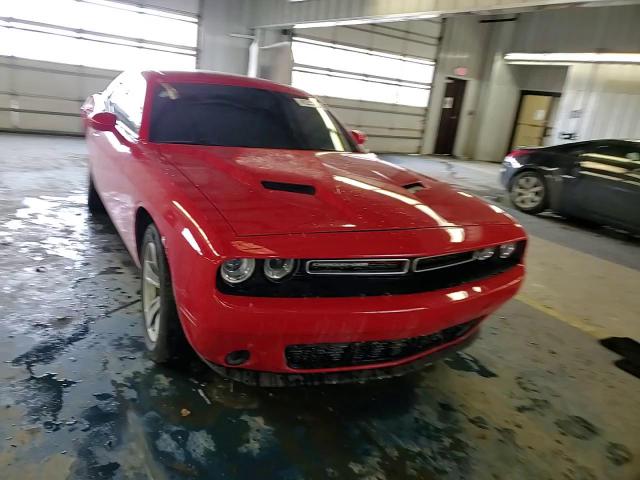 2019 Dodge Challenger - Image 11
