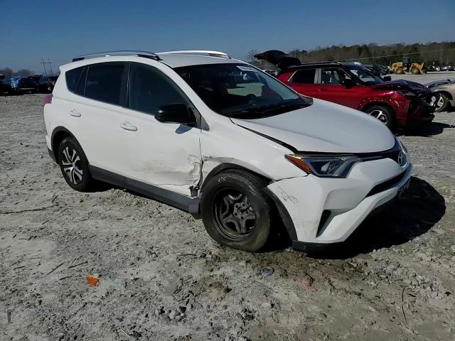 2016 Toyota RAV 4 - Image 11