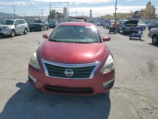 2013 Nissan Altima - Image 10