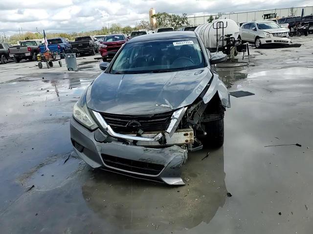 2016 Nissan Altima - Image 13