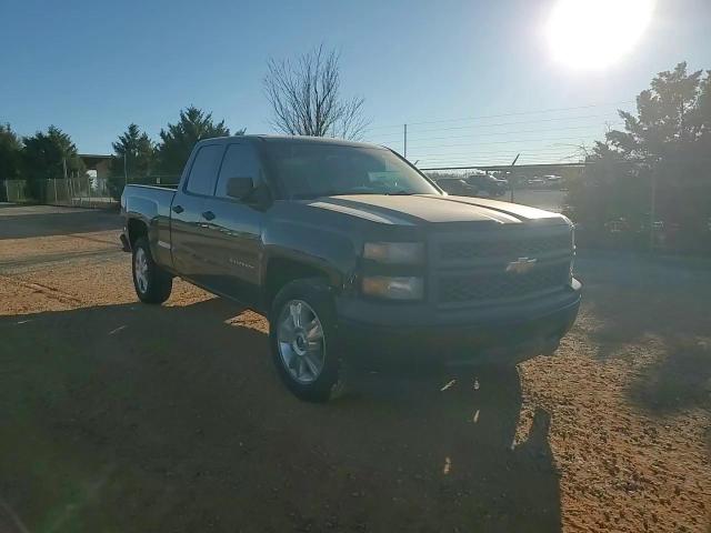 2014 Chevrolet Silverado - Image 10