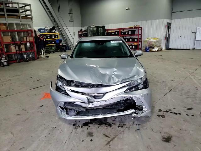 2018 Toyota Camry - Image 11