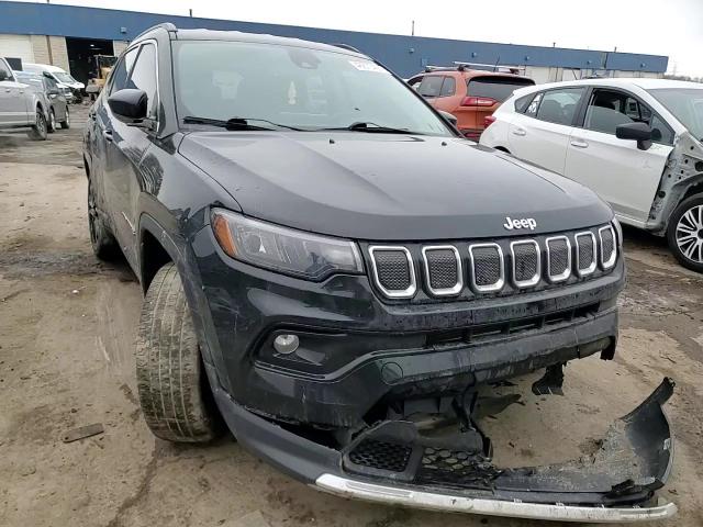 2022 Jeep Compass - Image 12