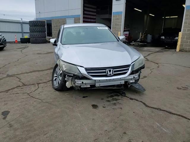 2013 Honda Accord - Image 13