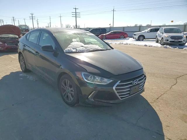 2017 Hyundai Elantra - Image 10