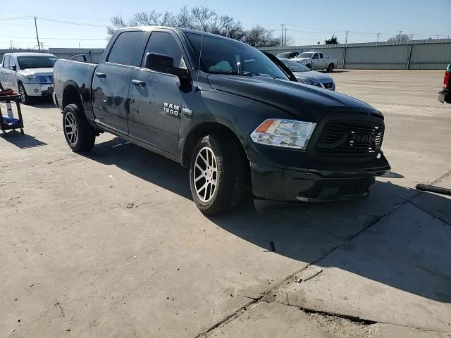 2016 RAM 1500 - Image 10