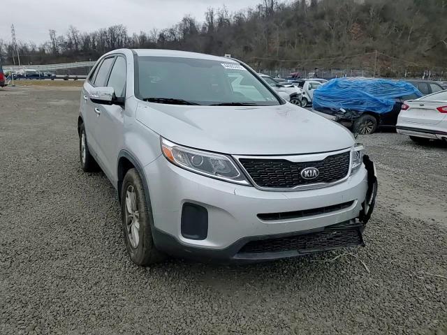 2014 Kia Sorento - Image 12