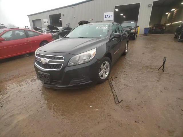 2013 Chevrolet Malibu - Image 13