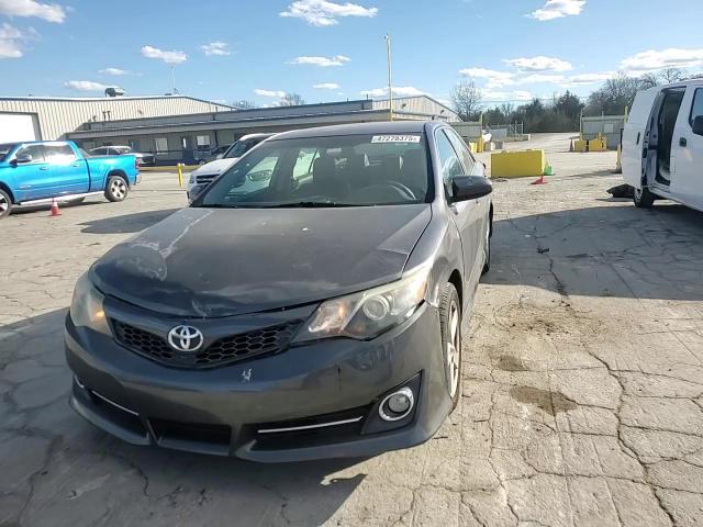 2014 Toyota Camry - Image 11