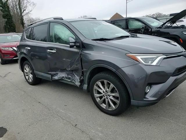 2017 Toyota RAV 4 - Image 12