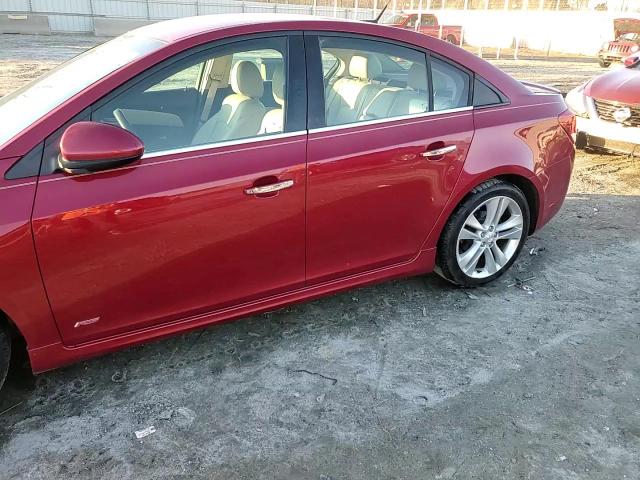 2014 Chevrolet Cruze - Image 13