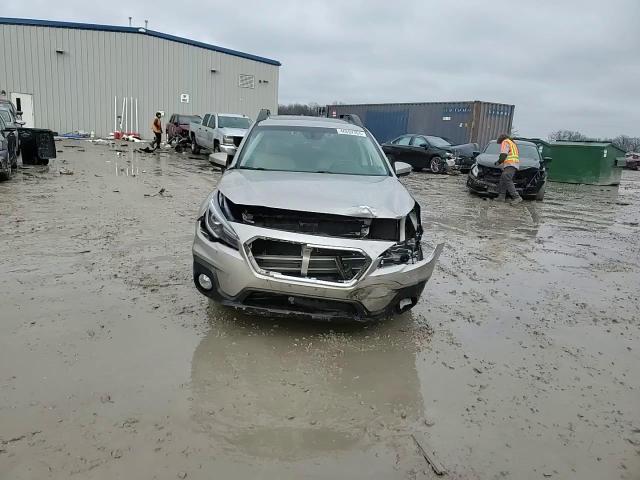 2018 Subaru Outback - Image 14