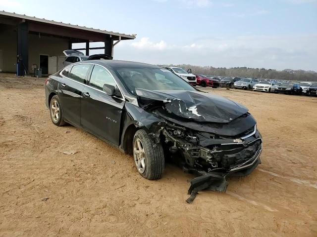 2018 Chevrolet Malibu - Image 10