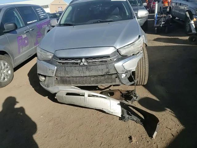 2018 Mitsubishi Outlander - Image 12