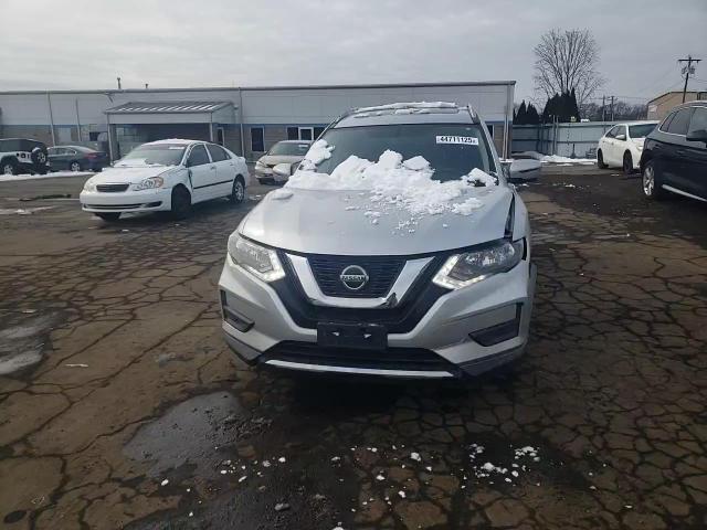 2018 Nissan Rogue - Image 11