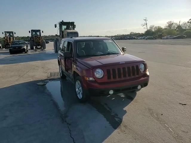 2012 Jeep Liberty (Patriot) - Image 14