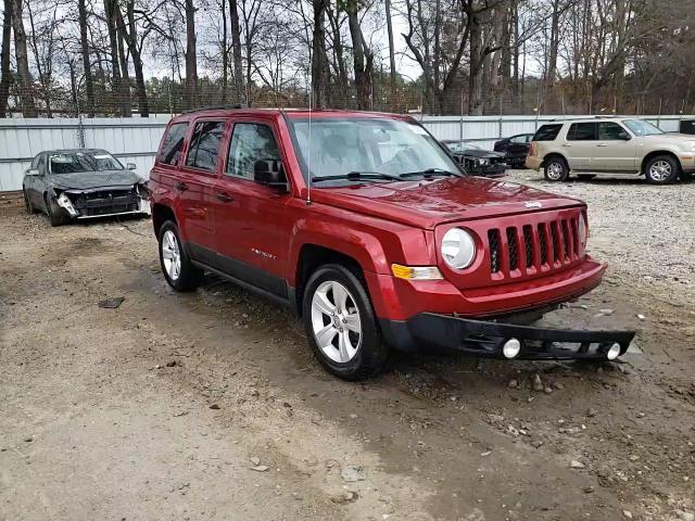 2013 Jeep Liberty (Patriot) - Image 14