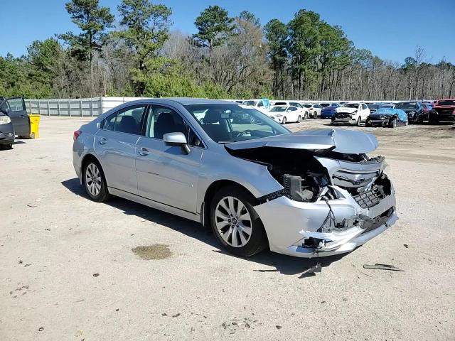 2016 Subaru Legacy - Image 10