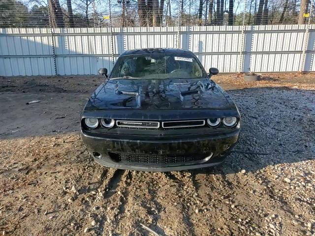 2018 Dodge Challenger - Image 13