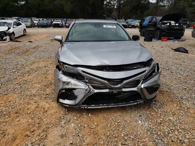2022 Toyota Camry - Image 11