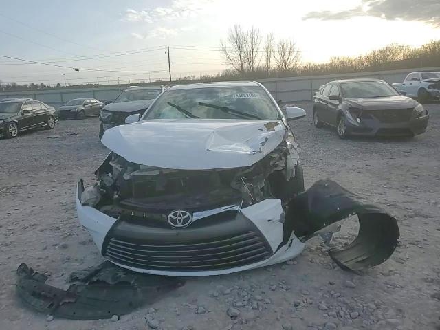 2015 Toyota Camry - Image 10