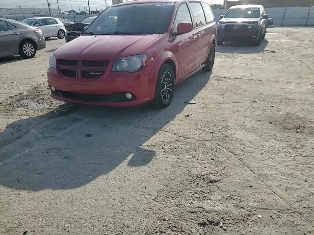 2015 Dodge Caravan - Image 11