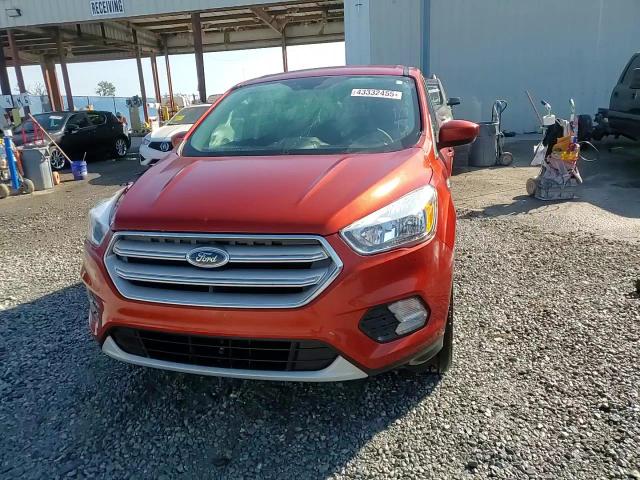 2019 Ford Escape - Image 15