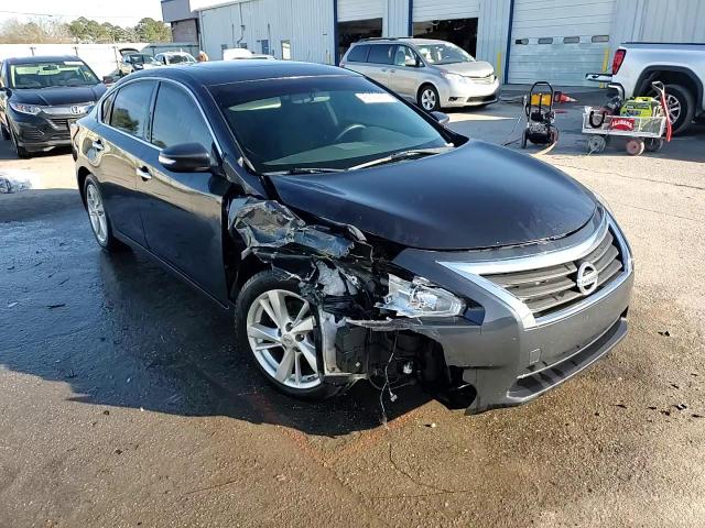 2014 Nissan Altima - Image 15
