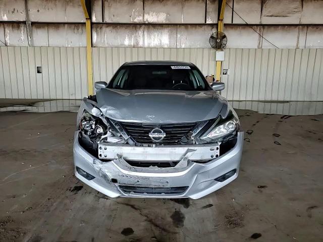 2017 Nissan Altima - Image 10