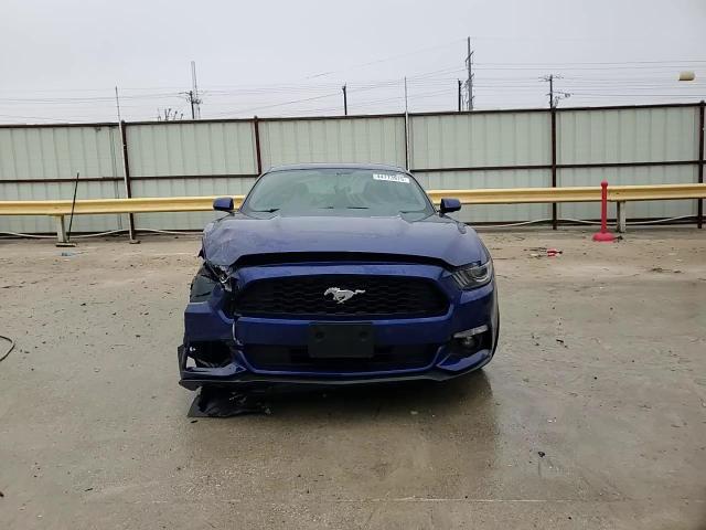 2015 Ford Mustang - Image 13