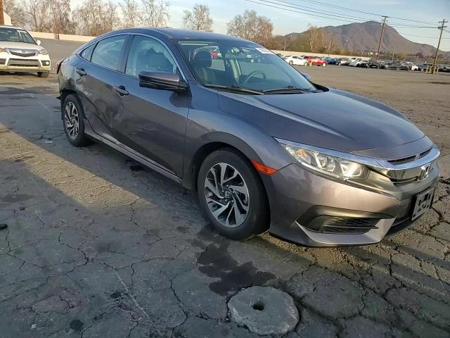 2018 Honda Civic - Image 10