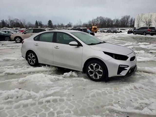 2019 Kia Forte - Image 14