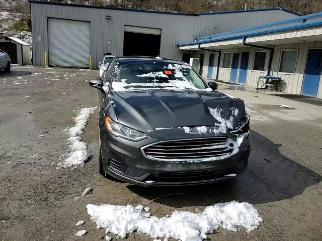 2019 Ford Fusion - Image 10