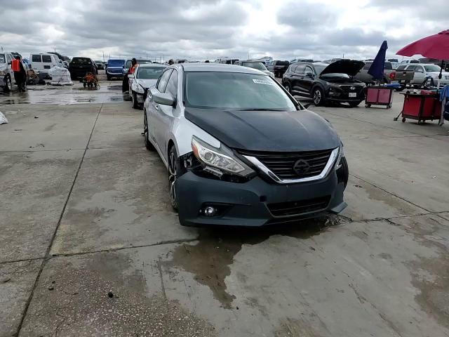 2016 Nissan Altima - Image 14