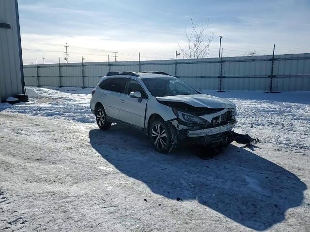 2018 Subaru Outback - Image 10