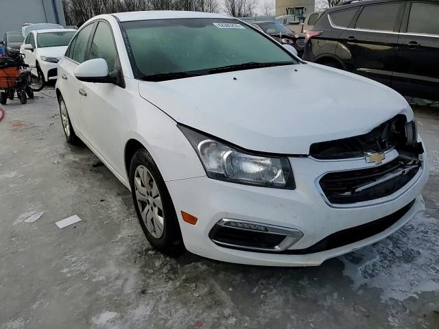2015 Chevrolet Cruze - Image 13