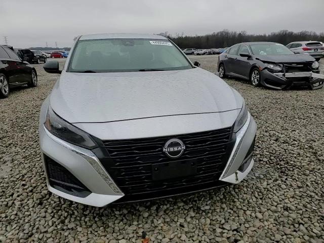 2024 Nissan Altima - Image 11