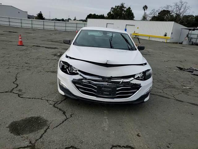 2020 Chevrolet Malibu - Image 10