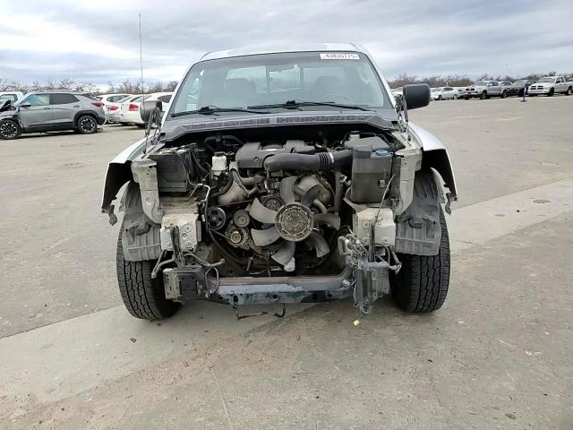 2006 Nissan Titan - Image 10