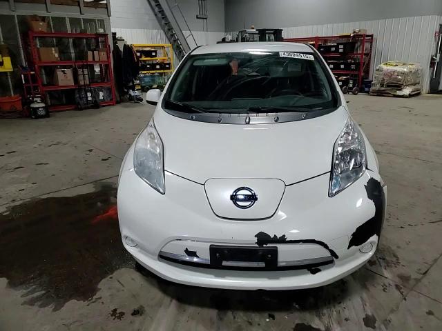 2015 Nissan Leaf - Image 12