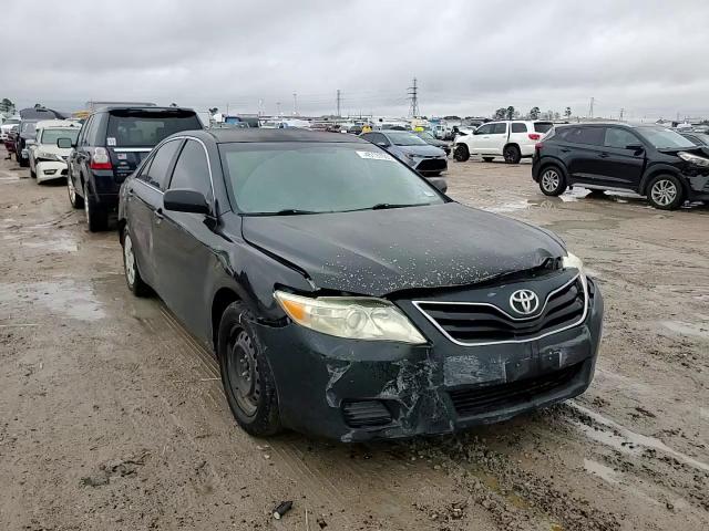 2011 Toyota Camry - Image 11
