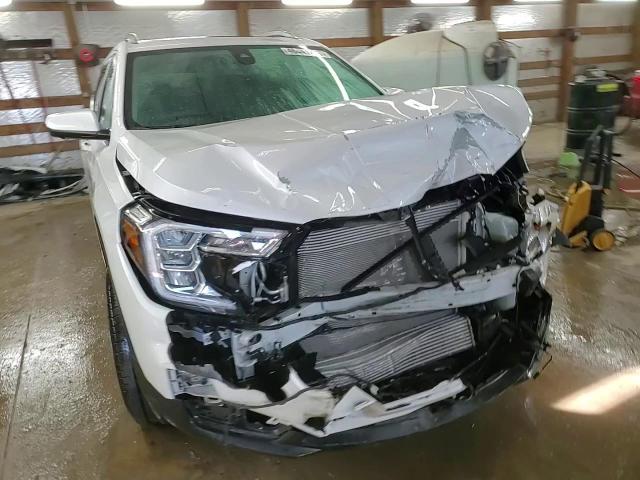 2022 GMC Terrain - Image 14